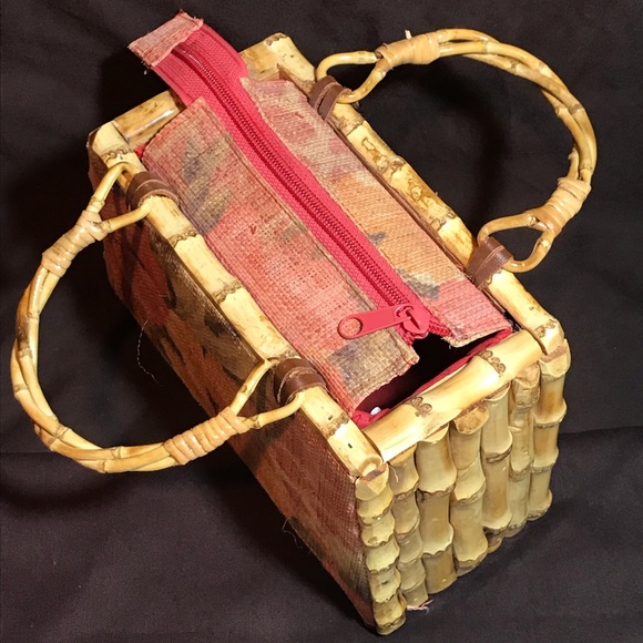 Handcrafted Scala Bamboo & Canvas Purse - Picture 4 of 6